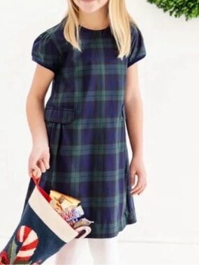 The Beaufort Bonnet Company Betts Bow Dress in Berwick Black Watch plaid. 
Sz 10